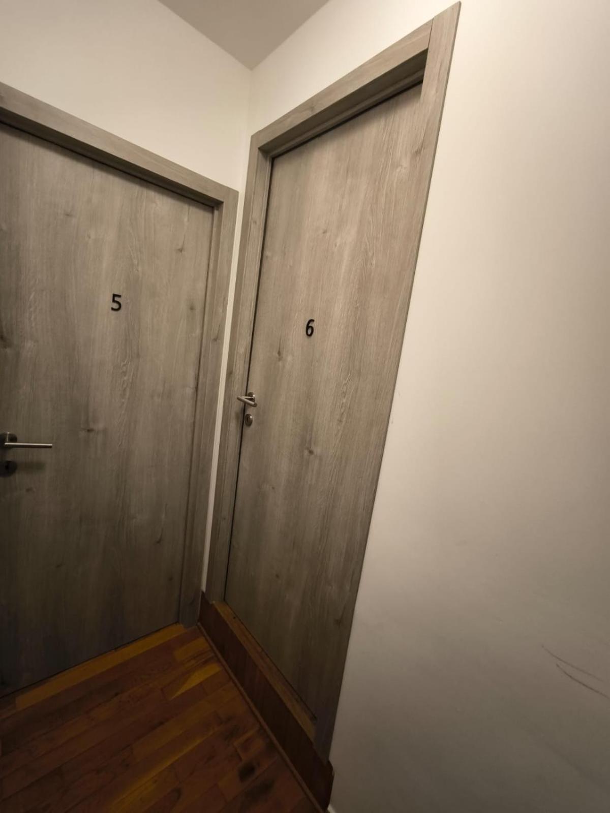 Belle Villa De Luxe Avec 8 Chambres Charleroi Luaran gambar