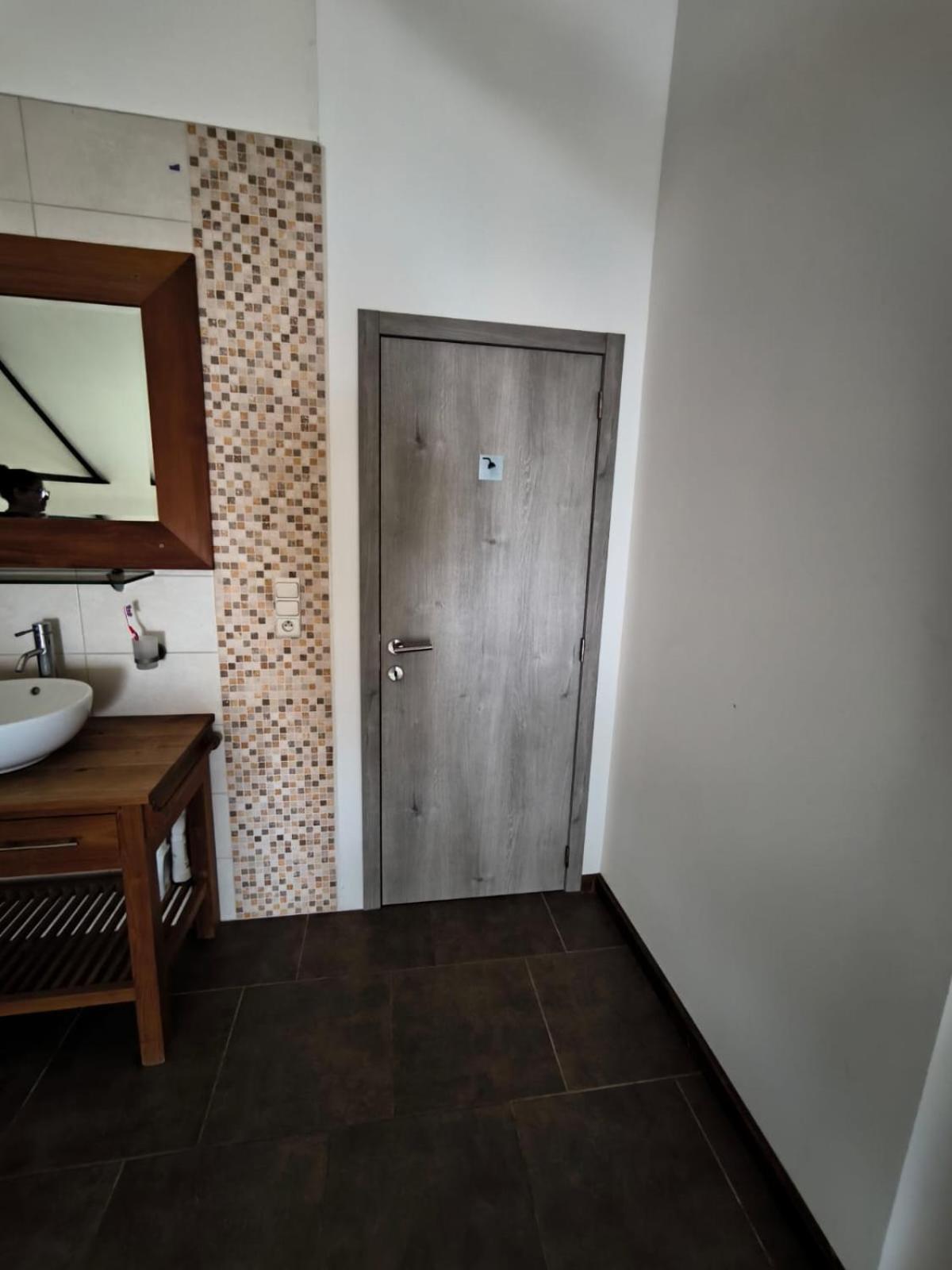 Belle Villa De Luxe Avec 8 Chambres Charleroi Luaran gambar